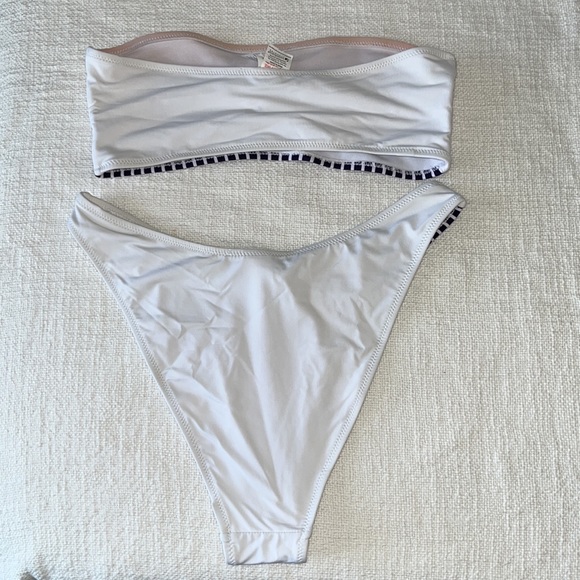 Misguided Bikini Top 4 / 6 Bottom - Picture 3 of 8